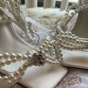 Public Desire Glimmer White Wrap Around Pearl Detail Bow square toe heels